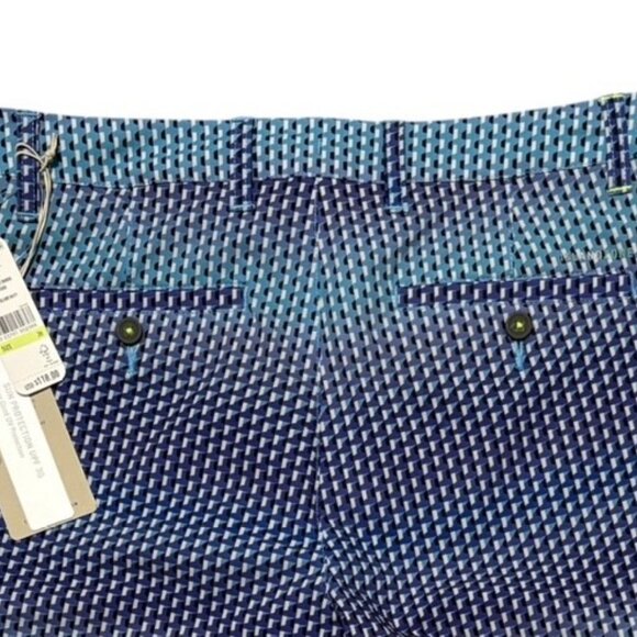 Tommy Bahama Cayman Isles Ombre Adventure Shorts Men's 30 Island Navy Blue NWT - Picture 6 of 11